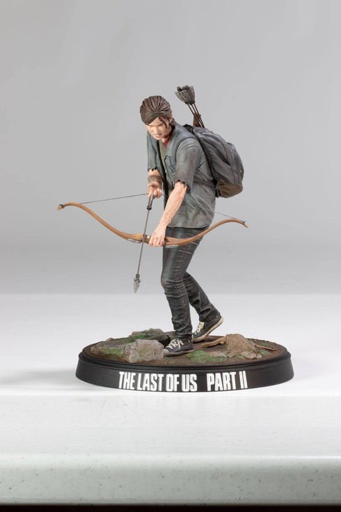 Dark Horse Comics Ellie with Bow - The Last of Us Part II - Collectible Statue