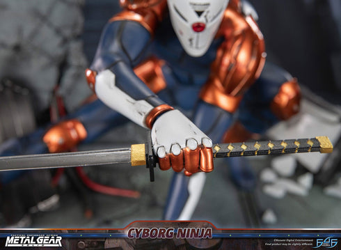First 4 Figures Cyborg Ninja (Gray Fox) - Metal Gear Solid - Collectible Statue