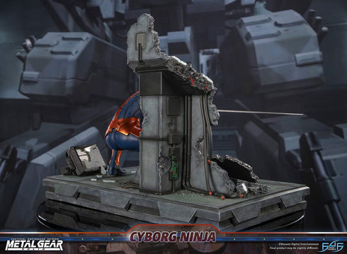 First 4 Figures Cyborg Ninja (Gray Fox) - Metal Gear Solid - Collectible Statue