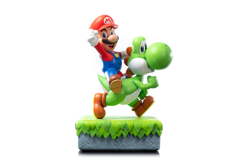 First 4 Figures Mario & Yoshi - Super Mario - Collectible Statue