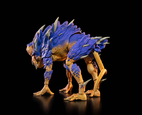 Four Horsemen Studios Cosmic Legions: OxKrewe Book One Thraxxon Lowland Scapeback (Deluxe Creature) Action Figure