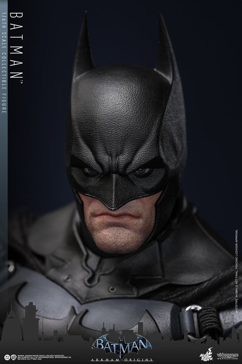 Hot Toys Batman - Batman Arkham Origins - VGM83 - 1/6 Scale Collectible Figure