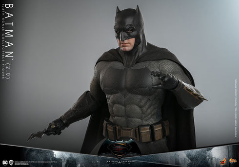 Hot Toys Batman 2.0 - Batman v Superman: Dawn of Justice - MMS731 - 1/6 Scale Collectible Figure