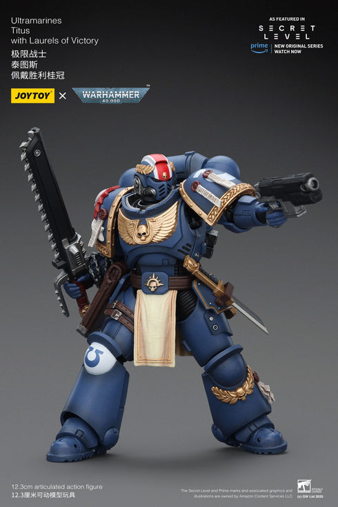 JOYTOY Ultramarines Titus with Laurels of Victory - Warhammer 40,000 - 1/18 Scale Collectible Figure