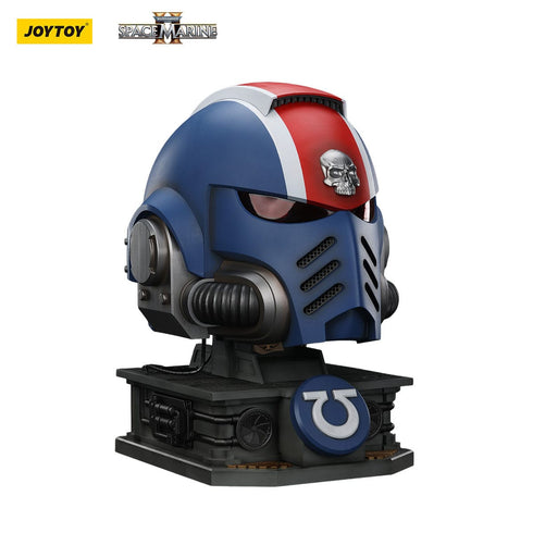 JOYTOY Warhammer 40,000: Space Marine 2 Ultramarines Lieutenant Titus helmet with Display Stand 1/1 Prop Replica