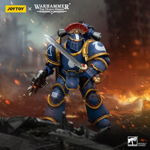 JOYTOY Ultramarines Legion MKIII Tactical Squad Sergeant with Power Sword - Warhammer: The Horus Heresy - 1/18 Scale Collectible Figure