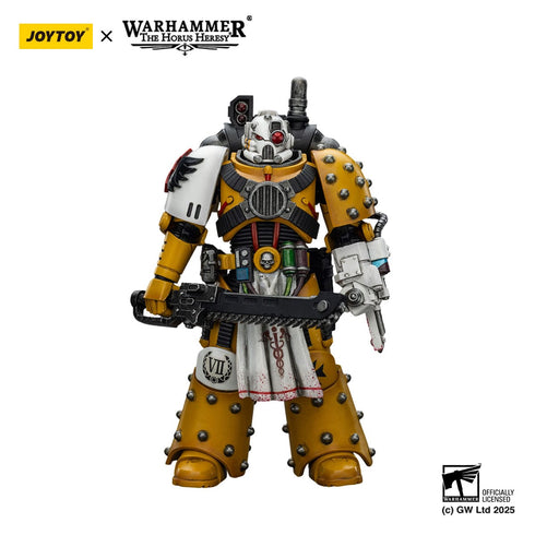 JOYTOY Warhammer The Horus Hersey Imperial Fists Legion Apothecary Action Figure