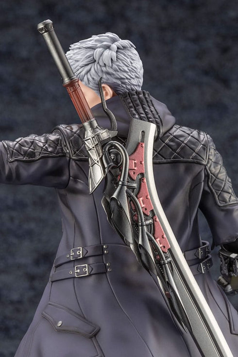 Kotobukiya Devil May Cry 5 Nero ARTFXJ 1/8 Statue