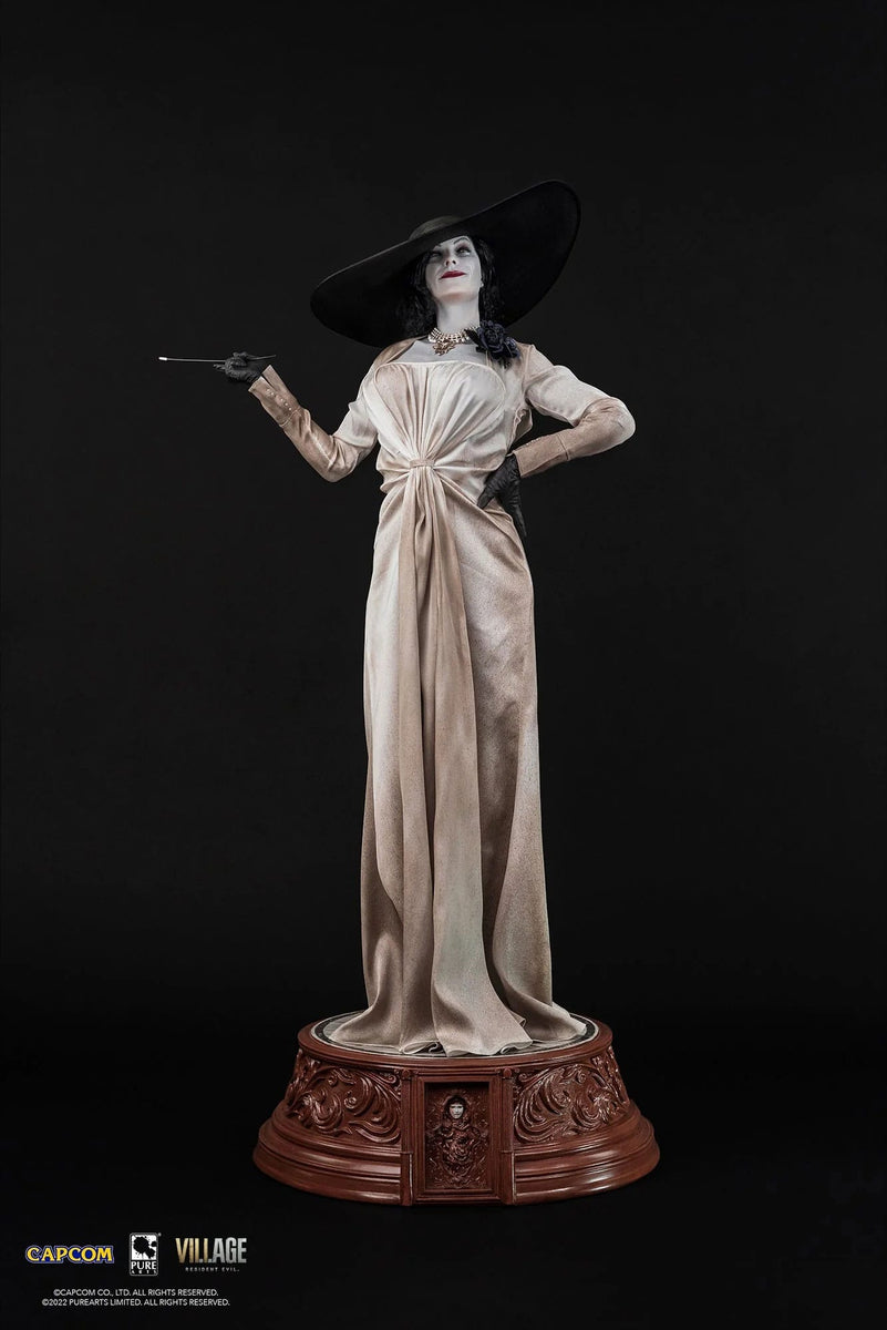 lady dimitrescu figure no dress Lady Dimitrescu has arrived!! Blown away by this statue...awesome presence, LOVE the size; detail is awe inspiring : r/sideshowcollectibles