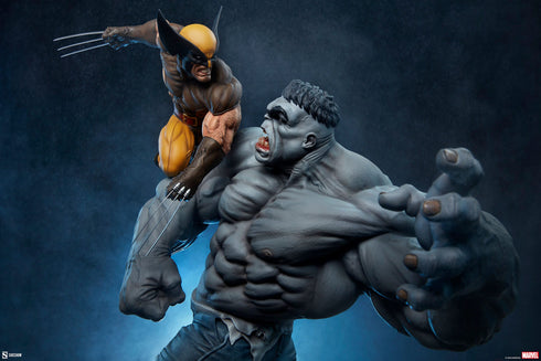 Sideshow Collectibles Marvel Grey Hulk vs Wolverine Statue