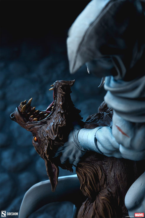 Sideshow Collectibles Marvel Moon Knight Premium Format Statue
