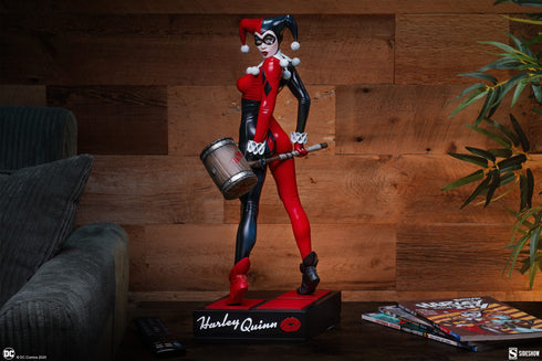 Sideshow Collectibles Suicide Squad Harley Quinn Premium Format Statue