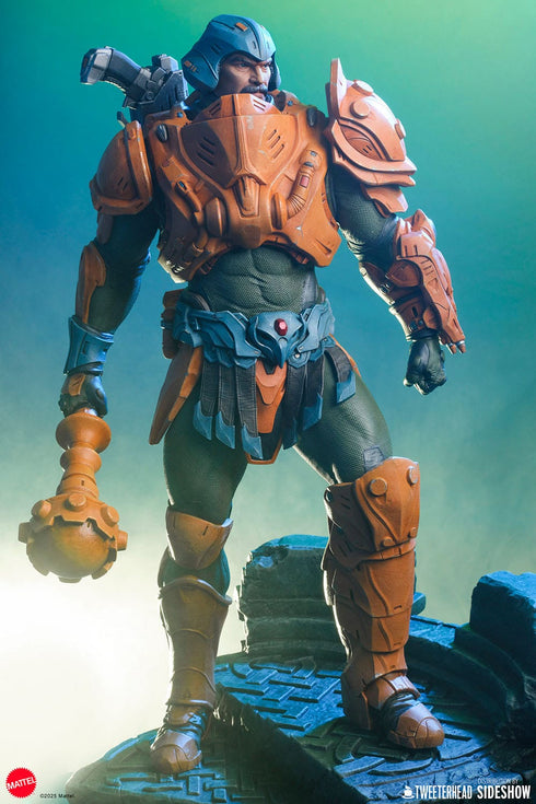 Tweeterhead Man-at-Arms - Masters of the Universe Legends - Collectible Maquette