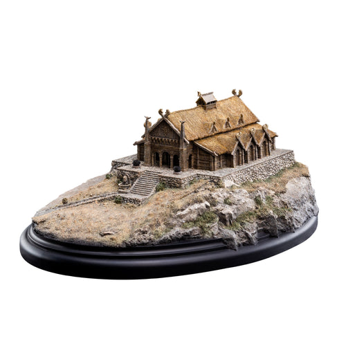 Weta The Lord of the Rings The Golden Hall of Edoras Statue