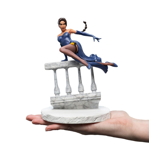Weta Workshop Lara Croft (A Deal at the Opera) - Tomb Raider - Collectible Mini Statue