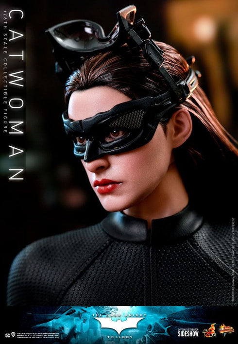 Hot Toys Catwoman - The Dark Knight Rises - MMS627 - 1/6 Scale Collectible Figure