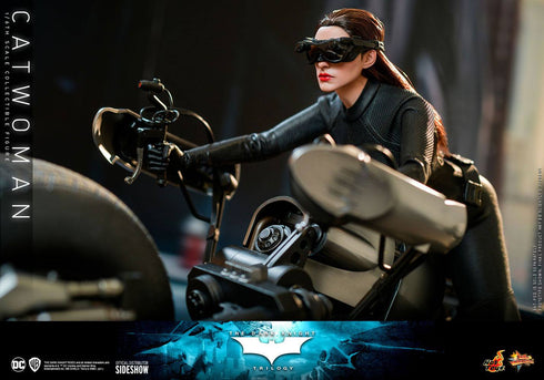 Hot Toys Catwoman - The Dark Knight Rises - MMS627 - 1/6 Scale Collectible Figure