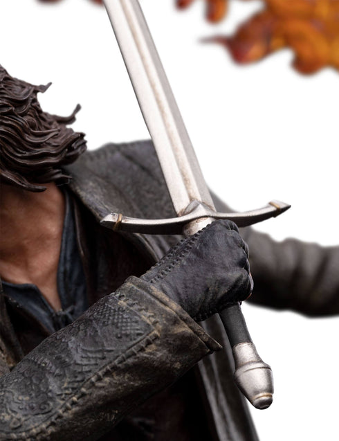 Weta Workshop Aragorn - The Lord of the Rings Figures of Fandom - Collectible Statue
