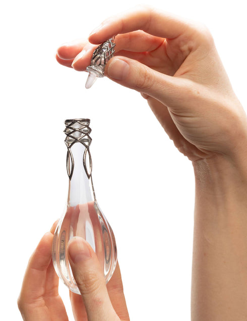 Weta Workshop Galadriel's Phial - The Lord of the Rings - 1/1 Scale Collectible Replica